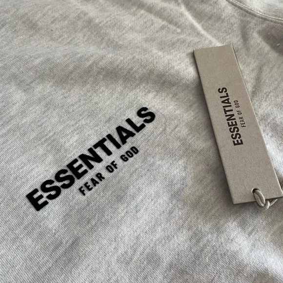 ESSENTIALS FEAR OG GOD LIGHT OATMEAL PULLOVER HOODIE - Picture 4 of 10